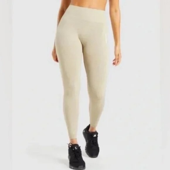 Gymshark 2 Piece Set, Adapt Marl Seamless Crop Top and Leggings,  Beige, Size M - Picture 7 of 12